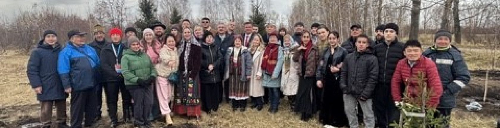 Члены палаты национально-культурных автономий заложили Аллею дружбы народов на о. Татышев