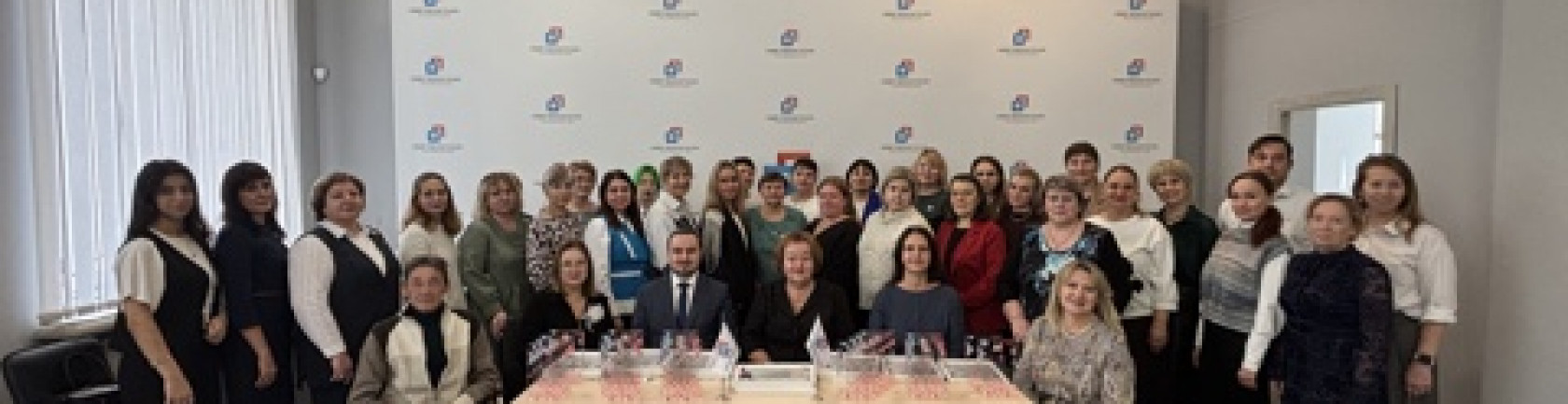 В Общественной палате наградили победителей VIII краевого конкурса «Дети дома одного»
