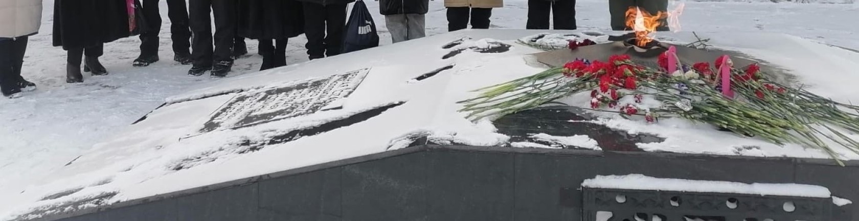 Общественники Норильска почтили память павших в СВО